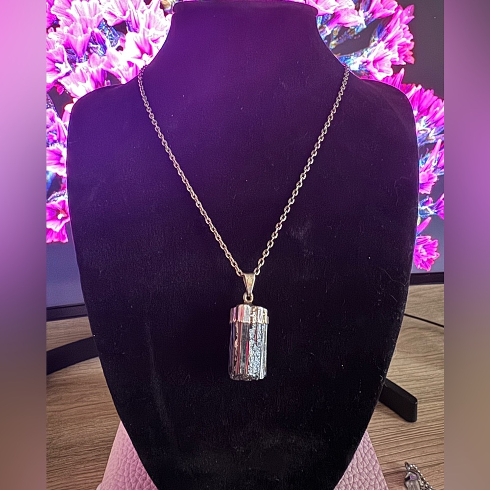 Black Tourmaline Pendant Necklace